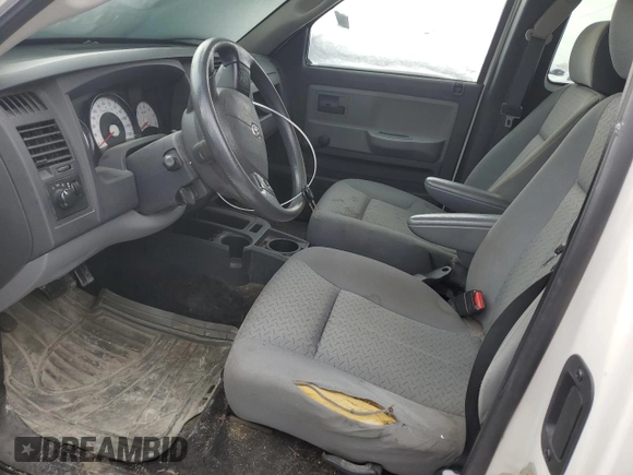 2008 Dodge Dakota z VIN 1D3HW22K18S638485, wystawiony jako Copart lot #86774214 z przebiegiem 189 304 mil mil oraz Szkoda całkowita • Salvage title. Historia ofert i sprzedaży dostępna na DreamBid. Obrazek 7.