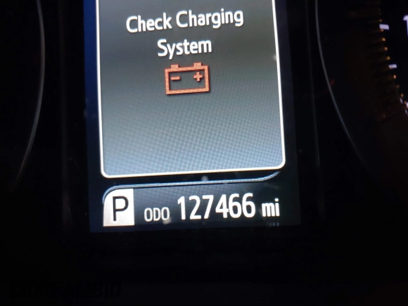 2019 Toyota Sienna XLE Auto Access Seat with VIN 5TDYZ3DC9KS011402, listed as a IAAI auction lot 41597111 with 127,466 mi miles. Bid and sale history available at carsss.com. Image 15.