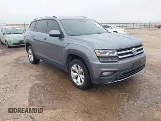 2019 Volkswagen Atlas SE with VIN 1V2WR2CA6KC559374, listed as a IAAI auction lot 42298512 with 279,596 mi miles and . Bid and sale history available at DreamBid. Image 1.