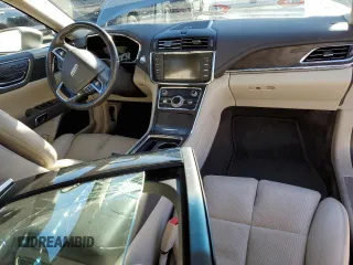 2020 Lincoln Continental Standard with VIN 1LN6L9PKXL5601903, listed as a Copart auction lot 82810864 with 0 mi miles and Salvage Title. Bid and sale history available at carsss.com. Image 8.