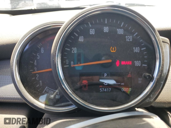 2020 MINI Hardtop Cooper with VIN WMWXR3C03L2M11514, listed as a Copart auction lot 53025115 with 57,417 mi miles and Salvage title. Bid and sale history available at DreamBid. Image 9.