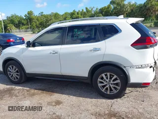 2019 Nissan Rogue SV с VIN KNMAT2MT5KP510771, выставлен на аукционе IAAI как лот 42269318 с пробегом 96 437 миль миль и . История ставок и продаж доступна на DreamBid. Изображение 15.