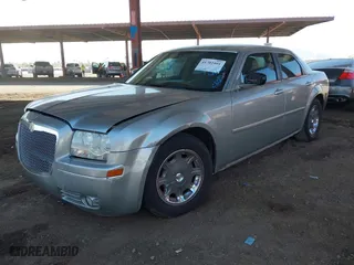 2006 Chrysler 300 Touring with VIN 2C3KA53G86H538451, listed as a IAAI auction lot 41702401 with NaN miles. Bid and sale history available at carsss.com. Image 17.