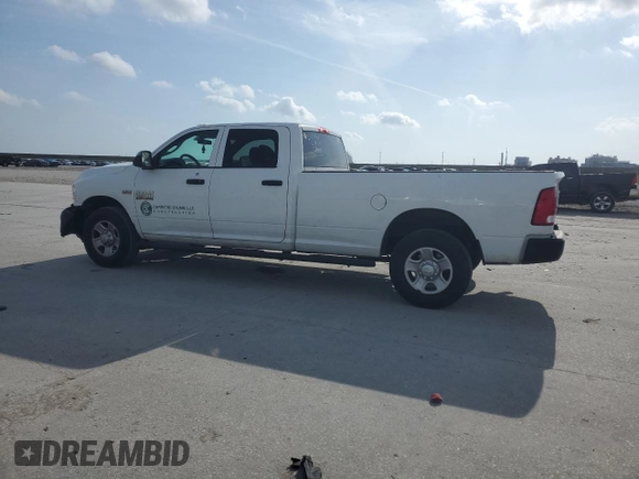 2018 Ram 2500 Tradesman with VIN 3C6UR4HJ7JG402100, listed as a Copart auction lot 45129785 with 192,999 mi miles and Salvage Title. Bid and sale history available at carsss.com. Image 2.