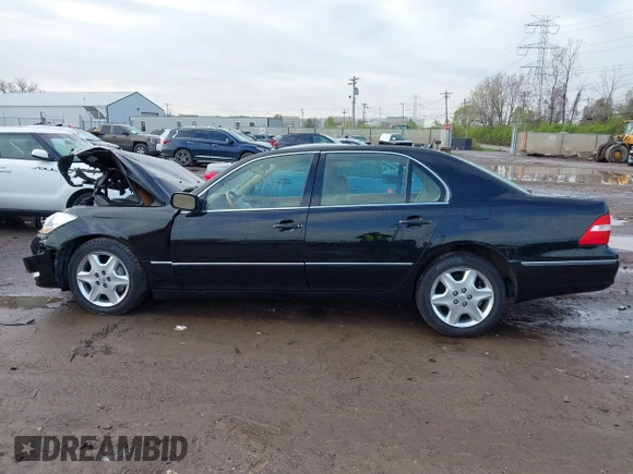 2005 Lexus LS 430 with VIN JTHBN36F450174554, listed as a IAAI auction lot 41989741 with Not Provided miles. Bid and sale history available at carsss.com. Image 13.