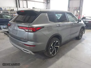 2023 Mitsubishi Outlander SE with VIN JA4J4UA87PZ053640, listed as a IAAI auction lot 41992423 with 51,075 mi miles. Bid and sale history available at carsss.com. Image 4.