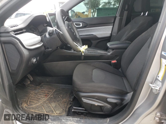 2023 Jeep Compass Sport z VIN 3C4NJDAN8PT508895, wystawiony jako Copart lot #57357745 z przebiegiem 19 211 mil mil oraz Szkoda całkowita • Salvage title. Historia ofert i sprzedaży dostępna na DreamBid. Obrazek 7.