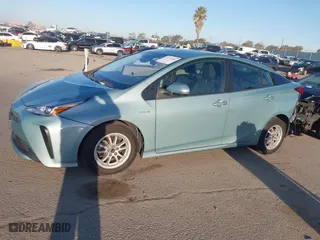 2019 Toyota Prius L Eco with VIN JTDKARFU3K3084191, listed as a IAAI auction lot 41732381 with 179,430 mi miles. Bid and sale history available at carsss.com. Image 15.