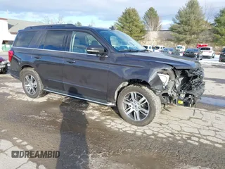 2023 Ford Expedition XLT с VIN 1FMJU1J82PEA31472, выставлен на аукционе IAAI как лот 41300660 с пробегом 29 638 миль миль и . История ставок и продаж доступна на DreamBid. Изображение 1.