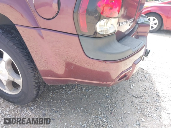 2007 Chevrolet TrailBlazer LS with VIN 1GNDS13S172275140, listed as a IAAI auction lot 42129093 with 212,903 mi miles and . Bid and sale history available at DreamBid. Image 22.
