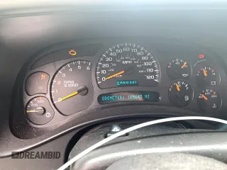 2003 Chevrolet Silverado 1500HD LS z VIN 1GCGK13U63F242001, wystawiony jako Copart lot #64639004 z przebiegiem 165 645 mil mil oraz Szkoda całkowita • Salvage title. Historia ofert i sprzedaży dostępna na DreamBid. Obrazek 9.
