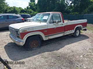 1986 Ford F-150 с VIN 1FTDF15N9GNA61421, выставлен на аукционе IAAI как лот 42527647 с пробегом 49 470 миль миль и . История ставок и продаж доступна на DreamBid. Изображение 2.