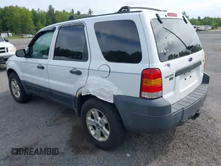 2007 Ford Escape XLT с VIN 1FMYU93137KC07508, выставлен на аукционе IAAI как лот 42343536 с пробегом 156 725 миль миль и . История ставок и продаж доступна на DreamBid. Изображение 3.