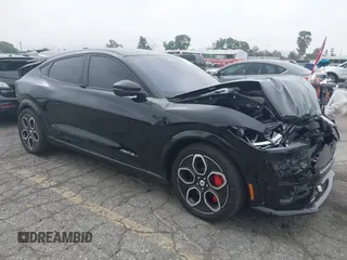 2023 Ford Mustang Mach-E GT z VIN 3FMTK4SE2PMA59707, wystawiony jako IAAI lot #42421423 z przebiegiem 14 701 mil mil oraz . Historia ofert i sprzedaży dostępna na DreamBid. Obrazek 1.