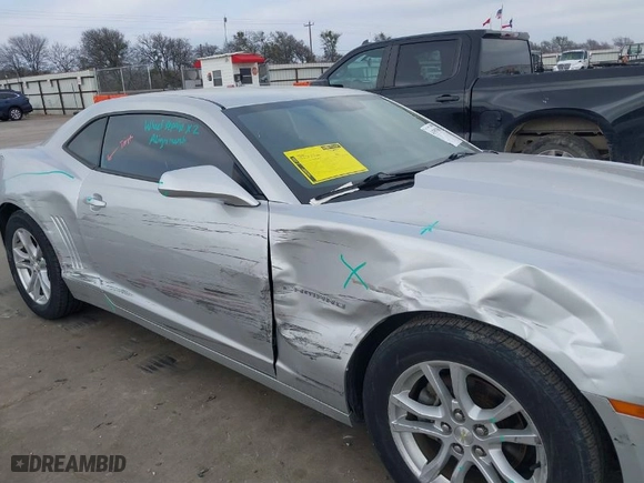 2014 Chevrolet Camaro LS with VIN 2G1FE1E30E9227523, listed as a IAAI auction lot 41597169 with 89,993 mi miles. Bid and sale history available at carsss.com. Image 6.