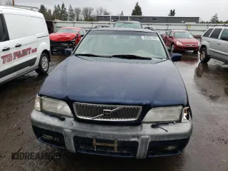 1998 Volvo V70 XC with VIN YV1LZ564XW2455598, listed as a Copart auction lot 43602145 with 200,567 mi miles and Salvage Title. Bid and sale history available at carsss.com. Image 5.