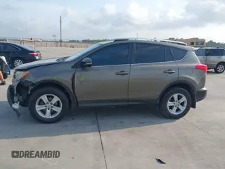 2013 Toyota RAV4 XLE с VIN 2T3WFREVXDW053596, выставлен на аукционе IAAI как лот 42288406 с пробегом 148 884 миль миль и . История ставок и продаж доступна на DreamBid. Изображение 14.