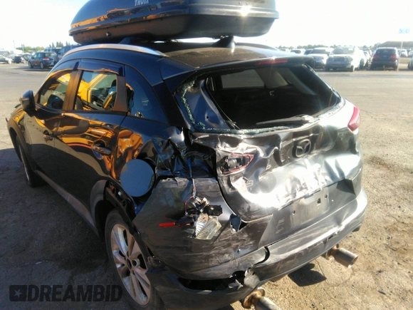 2017 Mazda CX-3 Touring z VIN JM1DKFC72H0142319, wystawiony jako IAAI lot #42223888 z przebiegiem 128 592 mil mil oraz . Historia ofert i sprzedaży dostępna na DreamBid. Obrazek 6.