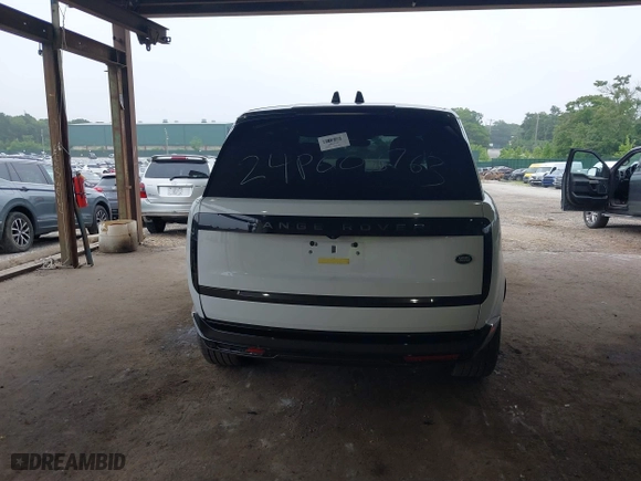 2023 Land Rover Range Rover SE with VIN SALKPBFUXPA078390, listed as a IAAI auction lot 39388993 with 11,011 mi miles. Bid and sale history available at carsss.com. Image 16.