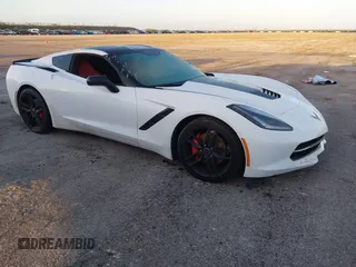 2014 Chevrolet Corvette 2LT z VIN 1G1YD2D70E5134858, wystawiony jako IAAI lot #40709645 z przebiegiem Nie podano mil oraz . Historia ofert i sprzedaży dostępna na DreamBid. Obrazek 1.