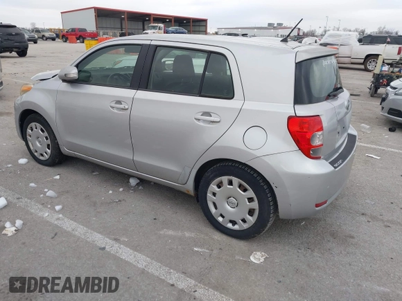 2008 Scion xD z VIN JTKKU10498J030179, wystawiony jako IAAI lot #41238505 z przebiegiem 265 597 mil mil oraz . Historia ofert i sprzedaży dostępna na DreamBid. Obrazek 3.