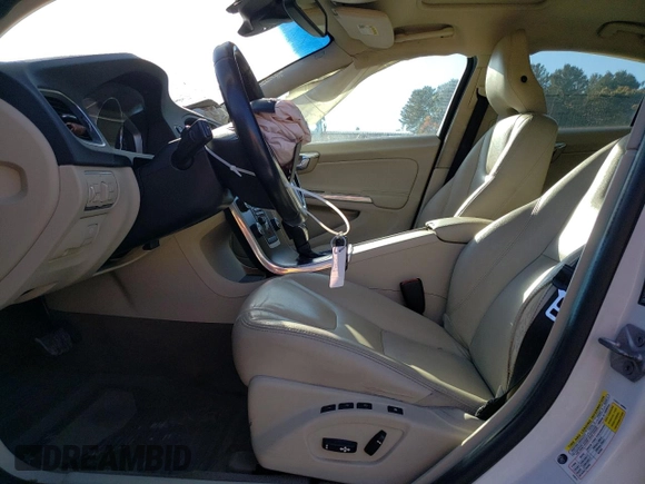 2015 Volvo S60 T5 Premier with VIN YV1612TB2F1314634, listed as a Copart auction lot 77180004 with 167,617 mi miles and Salvage Title. Bid and sale history available at carsss.com. Image 7.