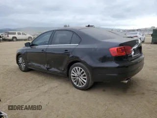 2011 Volkswagen Jetta SEL z VIN 3VWLX7AJ5BM370060, wystawiony jako Copart lot #50052585 z przebiegiem 157 629 mil mil oraz Szkoda całkowita • Salvage title. Historia ofert i sprzedaży dostępna na DreamBid. Obrazek 2.