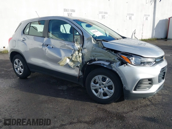 2018 Chevrolet Trax LS with VIN 3GNCJKSB3JL418469, listed as a IAAI auction lot 40842886 with 22,029 mi miles. Bid and sale history available at carsss.com. Image 1.