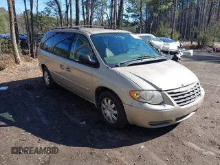 2006 Chrysler Town & Country LWB Touring with VIN 2A8GP54L36R917775, listed as a IAAI auction lot 41694501 with 256,381 mi miles. Bid and sale history available at carsss.com. Image 1.