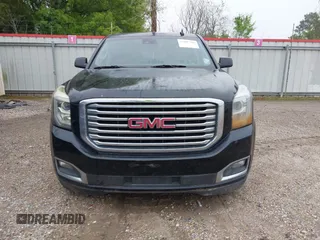 2017 GMC Yukon XL SLT with VIN 1GKS1GKC7HR340179, listed as a IAAI auction lot 41887780 with 195,978 mi miles. Bid and sale history available at carsss.com. Image 12.