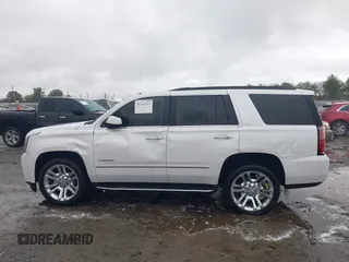 2018 GMC Yukon SLT with VIN 1GKS1BKC8JR392851, listed as a IAAI auction lot 40744741 with 117,028 mi miles. Bid and sale history available at carsss.com. Image 14.