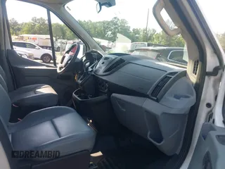 2015 Ford Transit XL z VIN 1FBZX2CM5FKB16521, wystawiony jako IAAI lot #42577803 z przebiegiem 63 027 mil mil oraz . Historia ofert i sprzedaży dostępna na DreamBid. Obrazek 5.
