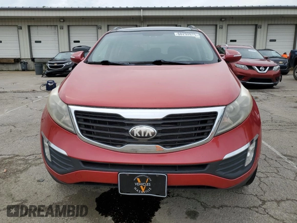 2013 Kia Sportage EX z VIN KNDPC3A26D7491842, wystawiony jako Copart lot #60292075 z przebiegiem 142 484 mil mil oraz Czysty tytuł • Clean title. Historia ofert i sprzedaży dostępna na DreamBid. Obrazek 5.