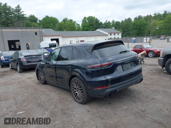 2023 Porsche Cayenne z VIN WP1AA2AY4PDA04443, wystawiony jako IAAI lot #42356928 z przebiegiem 29 630 mil mil oraz . Historia ofert i sprzedaży dostępna na DreamBid. Obrazek 3.