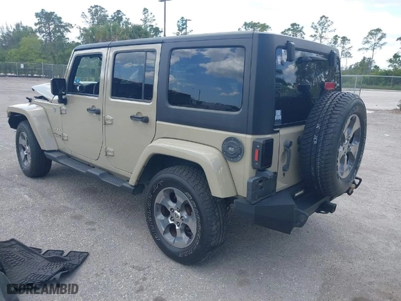 2018 Jeep Wrangler JK Unlimited Altitude with VIN 1C4BJWEG8JL823712, listed as a IAAI auction lot 41803638 with NaN miles. Bid and sale history available at carsss.com. Image 3.
