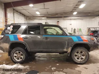 2019 Toyota 4Runner SR5 with VIN JTEBU5JR0K5620419, listed as a IAAI auction lot 41390848 with 93,507 mi miles. Bid and sale history available at carsss.com. Image 13.