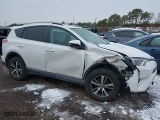 2017 Toyota RAV4 XLE with VIN 2T3RFREV4HW673525, listed as a IAAI auction lot 41503904 with 75,281 mi miles. Bid and sale history available at carsss.com. Image 1.