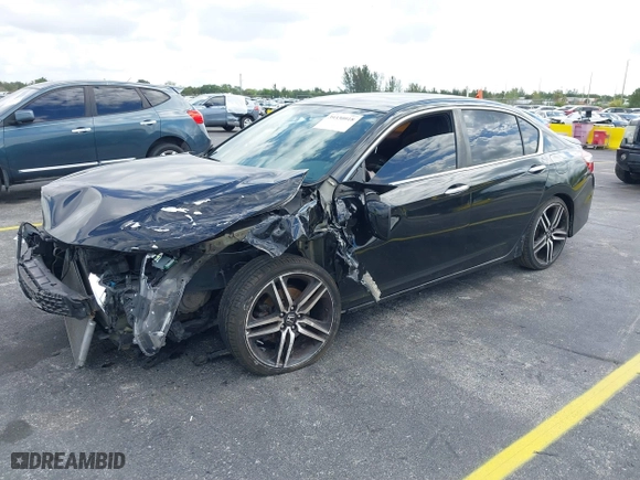 2017 Honda Accord Sedan Sport with VIN 1HGCR2F51HA086797, listed as a IAAI auction lot 39330018 with 96,132 mi miles. Bid and sale history available at carsss.com. Image 18.