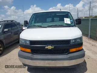 2020 Chevrolet Express Passenger LS с VIN 1GAZGNFG1L1240914, выставлен на аукционе IAAI как лот 42558334 с пробегом 38 750 миль миль и . История ставок и продаж доступна на DreamBid. Изображение 12.
