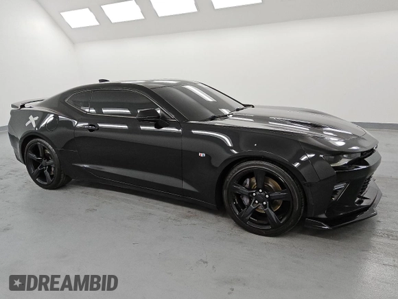 2017 Chevrolet Camaro 2SS z VIN 1G1FH1R74H0101619, wystawiony jako Copart lot #53637885 z przebiegiem 110 052 mil mil oraz Czysty tytuł • Clean title. Historia ofert i sprzedaży dostępna na DreamBid. Obrazek 4.