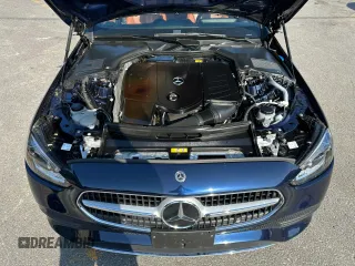 2022 Mercedes-Benz C 300 z VIN W1KAF4HB2NR062170, wystawiony jako Copart lot #66495485 z przebiegiem 58 230 mil mil oraz Czysty tytuł • Clean title. Historia ofert i sprzedaży dostępna na DreamBid. Obrazek 5.