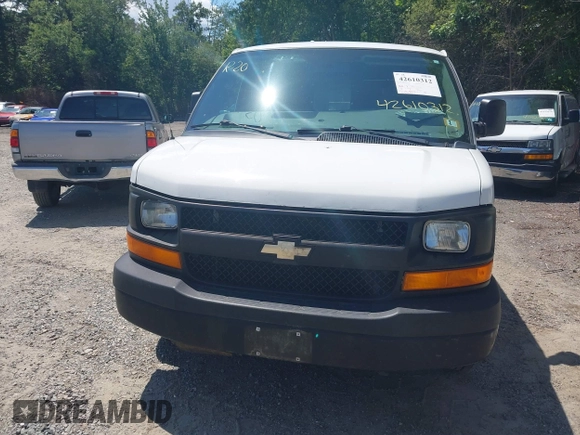 2014 Chevrolet Express Cargo z VIN 1GCSGAFX1E1168424, wystawiony jako IAAI lot #42610312 z przebiegiem 245 507 mil mil oraz . Historia ofert i sprzedaży dostępna na DreamBid. Obrazek 6.