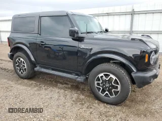 2023 Ford Bronco with VIN 1FMDE5AH4PLB13846, listed as a Copart auction lot 53741085 with 19,231 mi miles and Salvage title. Bid and sale history available at DreamBid. Image 4.