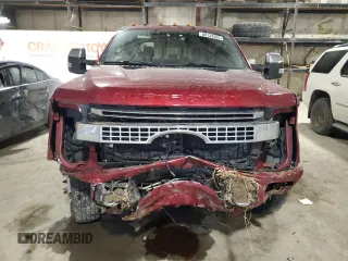 2017 Ford F-350 Lariat z VIN 1FT8W3DT5HEC70525, wystawiony jako Copart lot #88134505 z przebiegiem 115 985 mil mil oraz Szkoda całkowita • Salvage title. Historia ofert i sprzedaży dostępna na DreamBid. Obrazek 5.