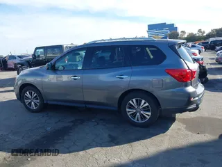 2020 Nissan Pathfinder SL with VIN 5N1DR2CN7LC579593, listed as a IAAI auction lot 41602545 with 62,783 mi miles. Bid and sale history available at carsss.com. Image 14.