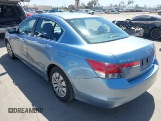 2011 Honda Accord LX z VIN 1HGCP2F33BA024538, wystawiony jako IAAI lot #42267599 z przebiegiem 142 787 mil mil oraz . Historia ofert i sprzedaży dostępna na DreamBid. Obrazek 3.