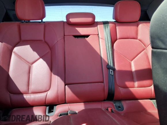 2023 Porsche Macan with VIN WP1AA2A50PLB01554, listed as a Copart auction lot 44022365 with 31,549 mi miles and Salvage title. Bid and sale history available at DreamBid. Image 10.