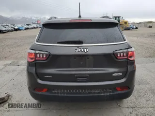 2019 Jeep Compass Latitude z VIN 3C4NJCBB3KT756088, wystawiony jako Copart lot #48747535 z przebiegiem 63 572 mil mil oraz Szkoda całkowita • Salvage title. Historia ofert i sprzedaży dostępna na DreamBid. Obrazek 6.