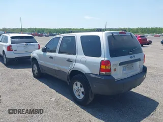 2006 Ford Escape XLS with VIN 1FMYU02Z36KB78643, listed as a IAAI auction lot 42170858 with 124,283 mi miles and . Bid and sale history available at DreamBid. Image 3.