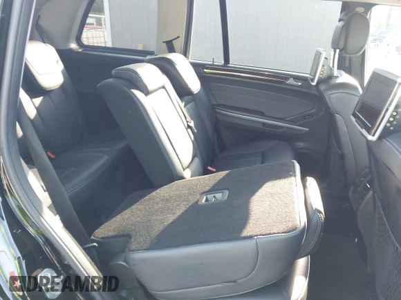2011 Mercedes-Benz GL-Class GL 450 with VIN 4JGBF7BE9BA706482, listed as a IAAI auction lot 42183670 with 259,450 mi miles. Bid and sale history available at carsss.com. Image 8.